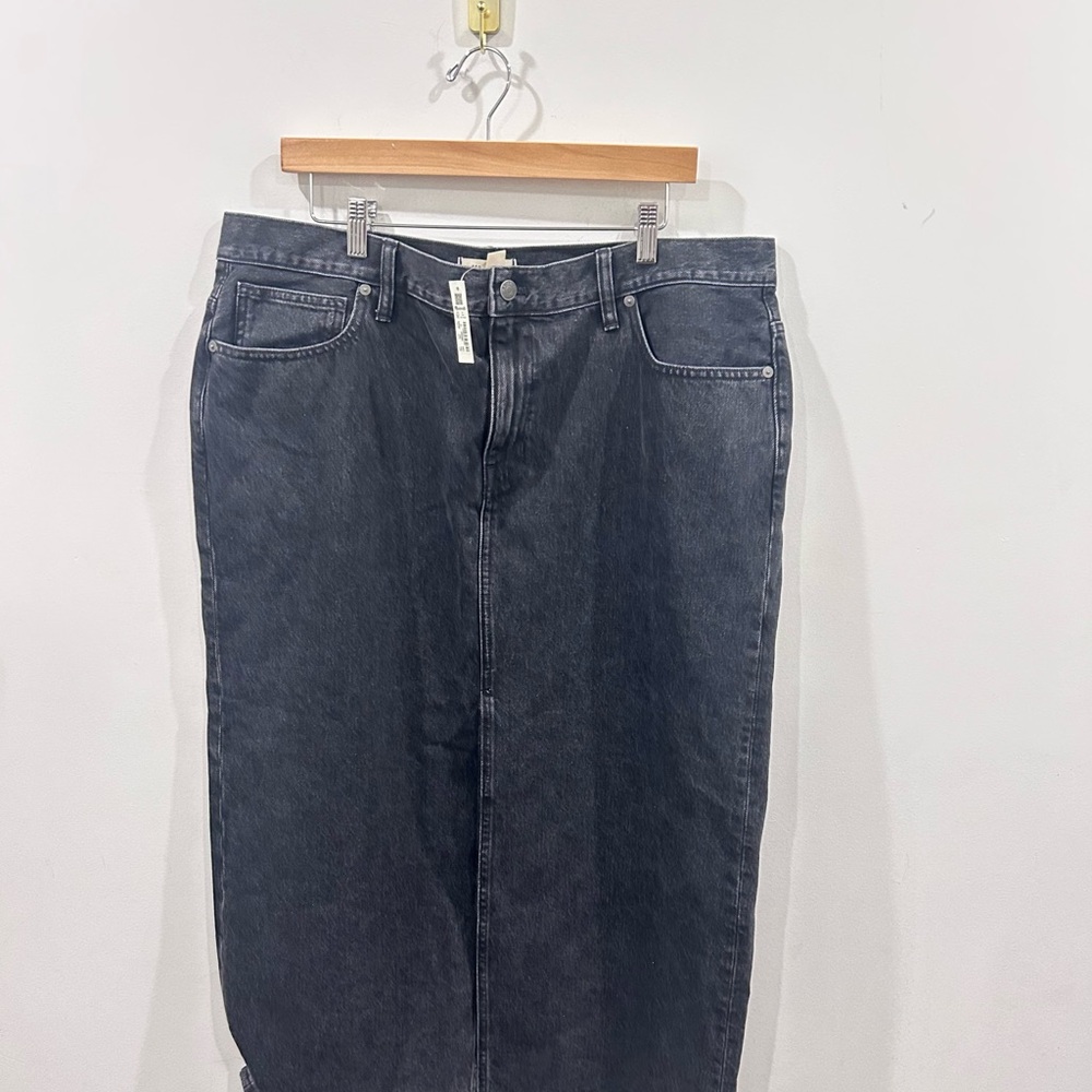 Madewell Denim Mid-Rise Maxi Skirt in Lunar Wash NWT Size 32
